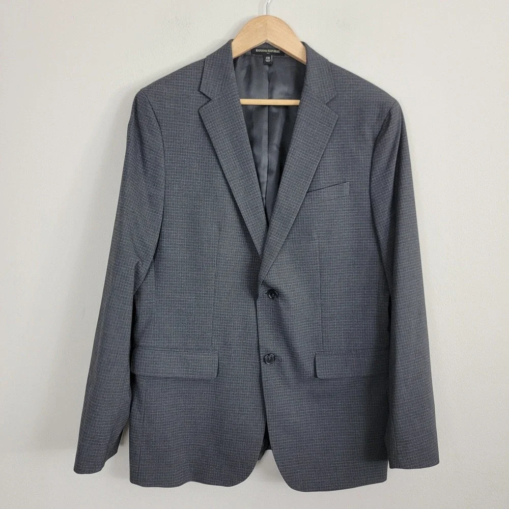 Banana Republic Slim Fit Grey‎ Wind Blazer Jacket Mens 42R Sport Coat Checkered